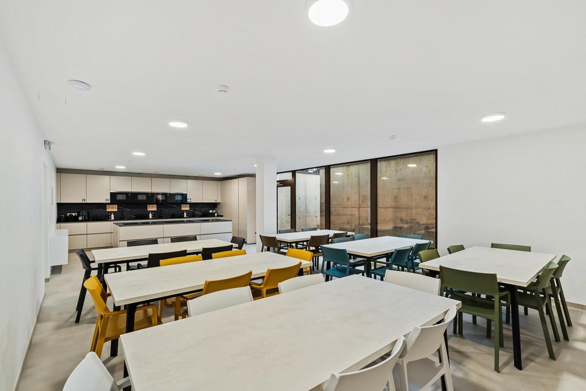 Comfort & Style In Vibrant Coliving * Luxembourg