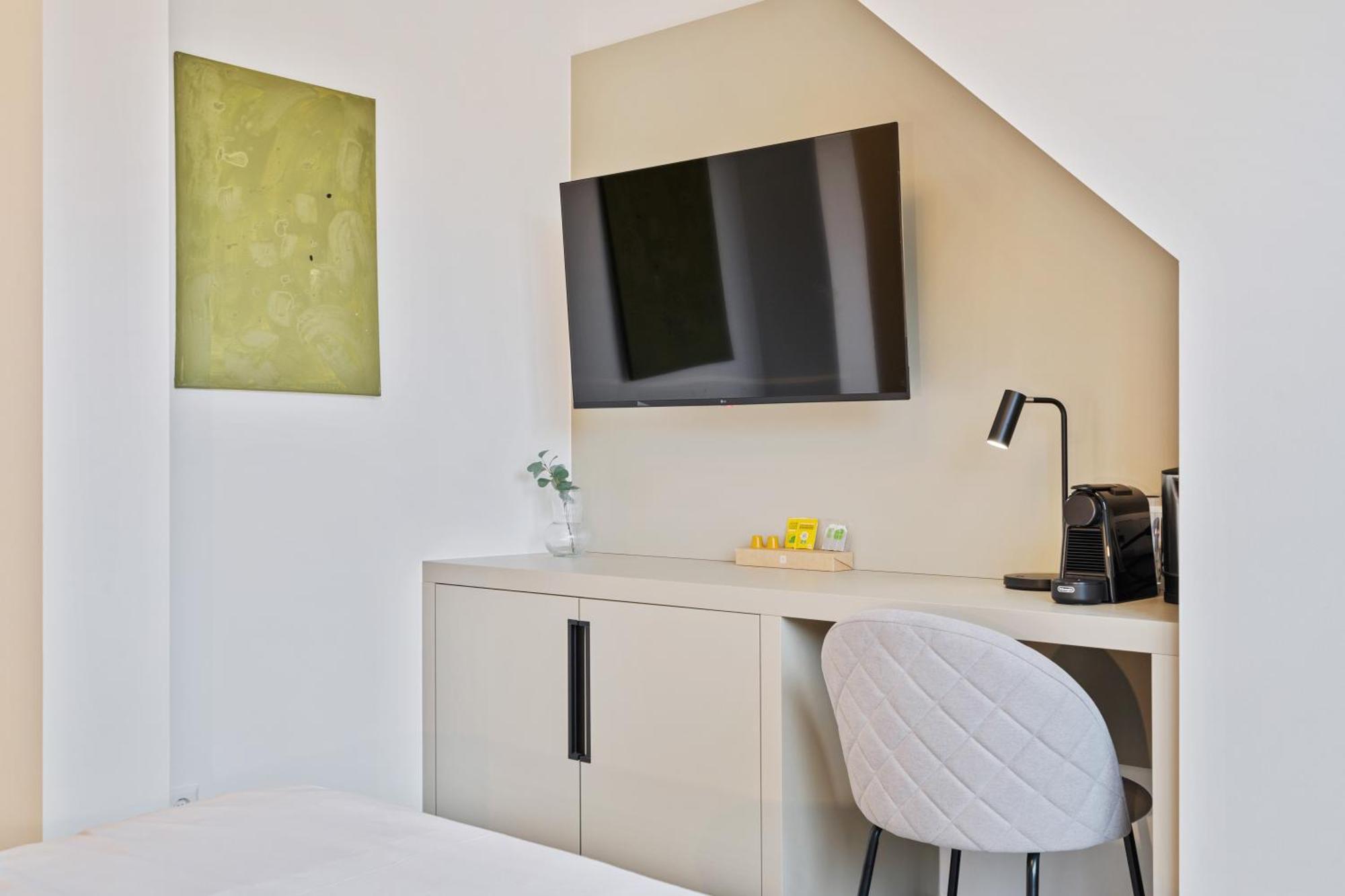 Inn Comfort & Style In Vibrant Coliving