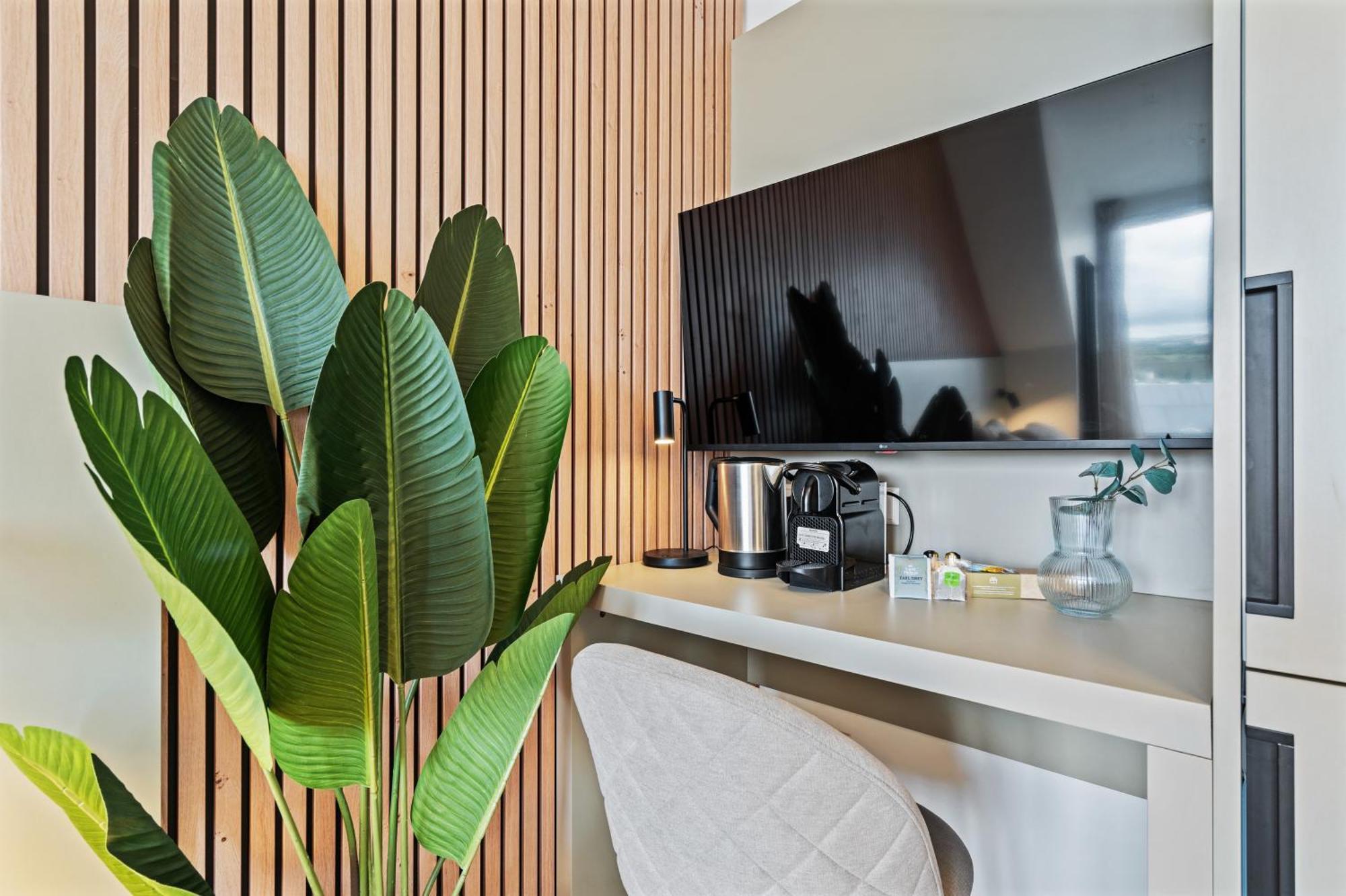 Inn Comfort & Style In Vibrant Coliving